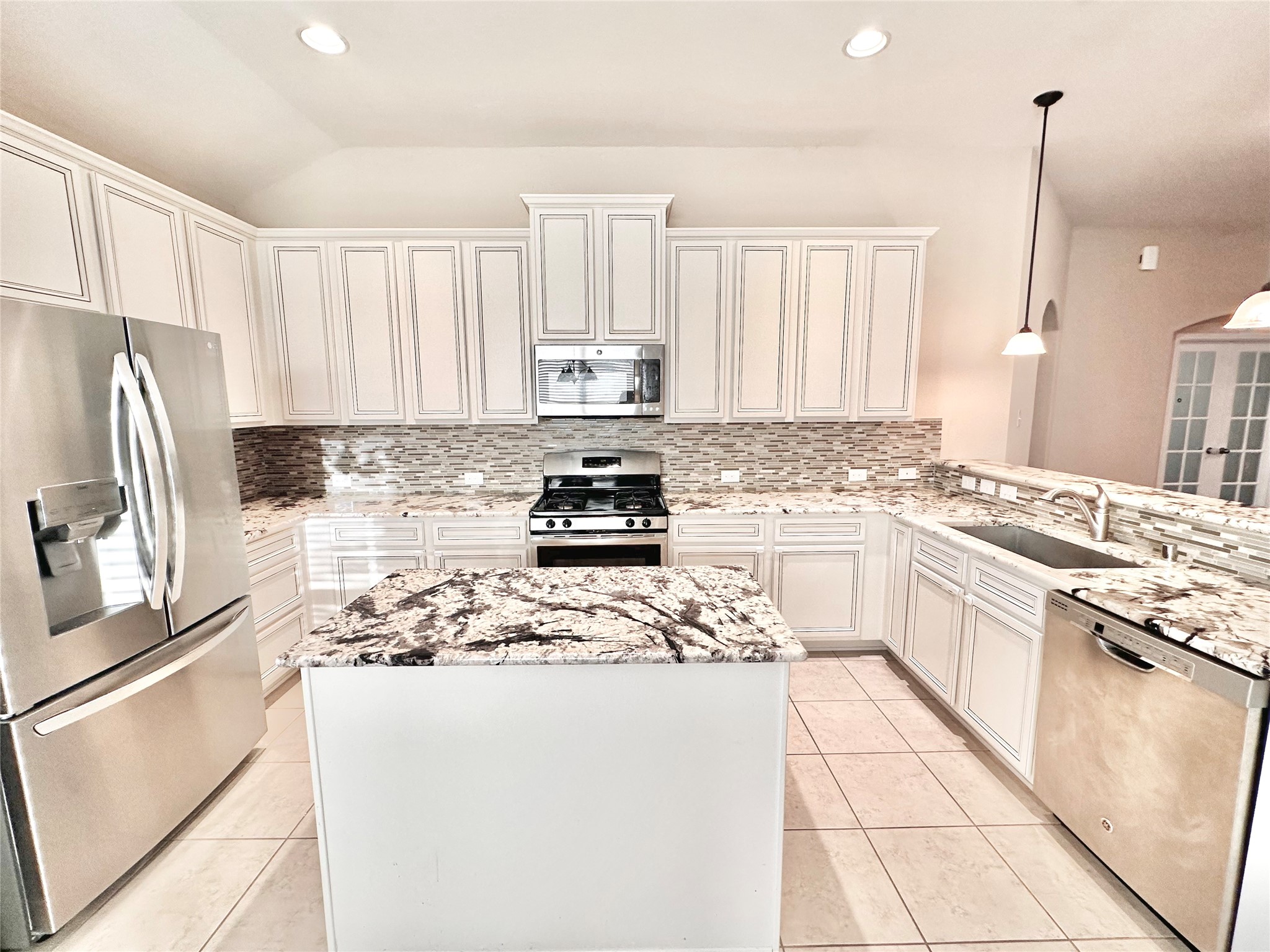 3877 Enchanted Timbers Lane Spring, TX 77386 - Photo 10 of 21