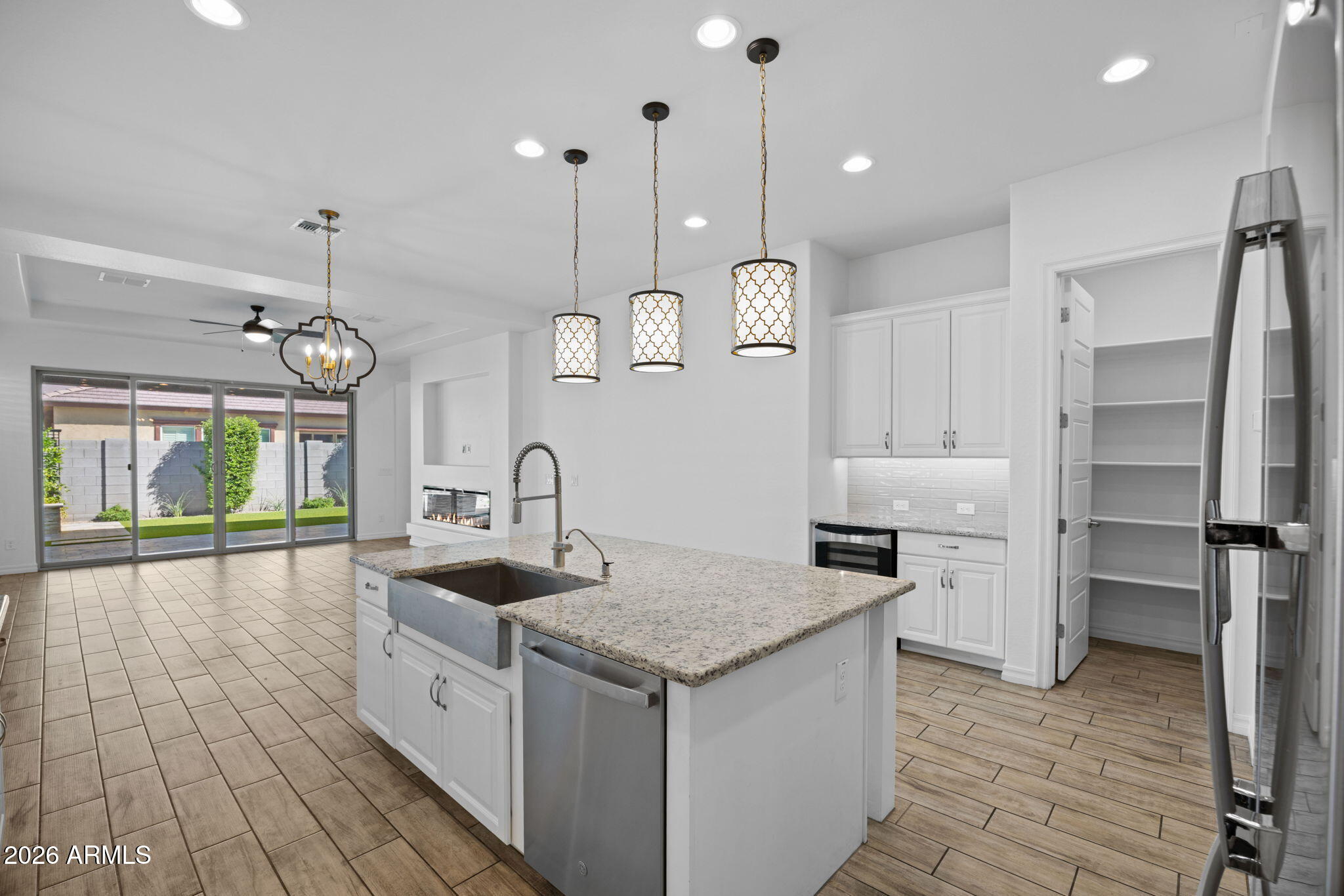 3840 East Spring Wheat Lane Gilbert, AZ 85296 - Photo 10 of 45 22-web-or-mls-3840-e-spring-wheat-ln