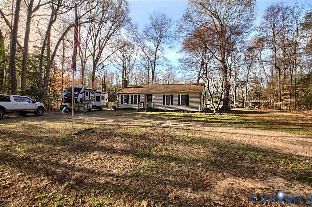 9925 Friendship Road Gloucester, VA 23061 - Photo 17 of 33