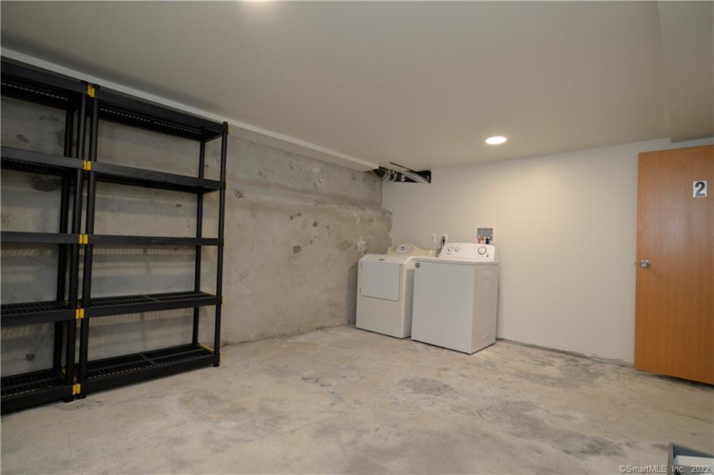 361 Gregory Street, Unit 1 Bridgeport, CT 06604 - Photo 31 of 35