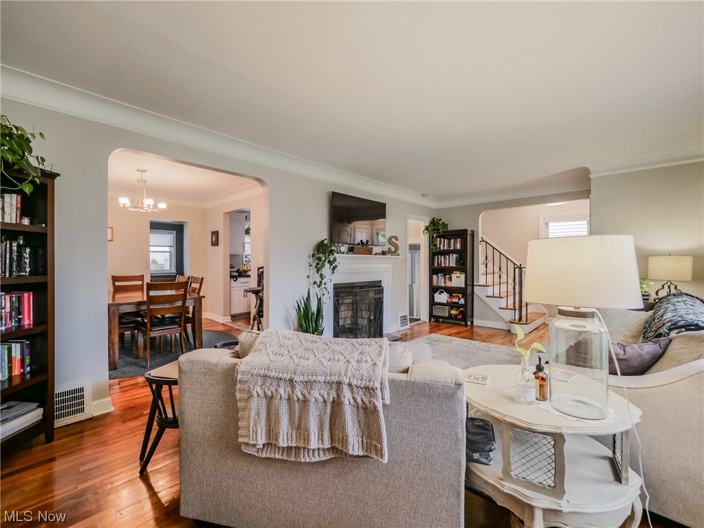 3614 Silsby Road Cleveland, OH 44118 - Photo 5 of 30