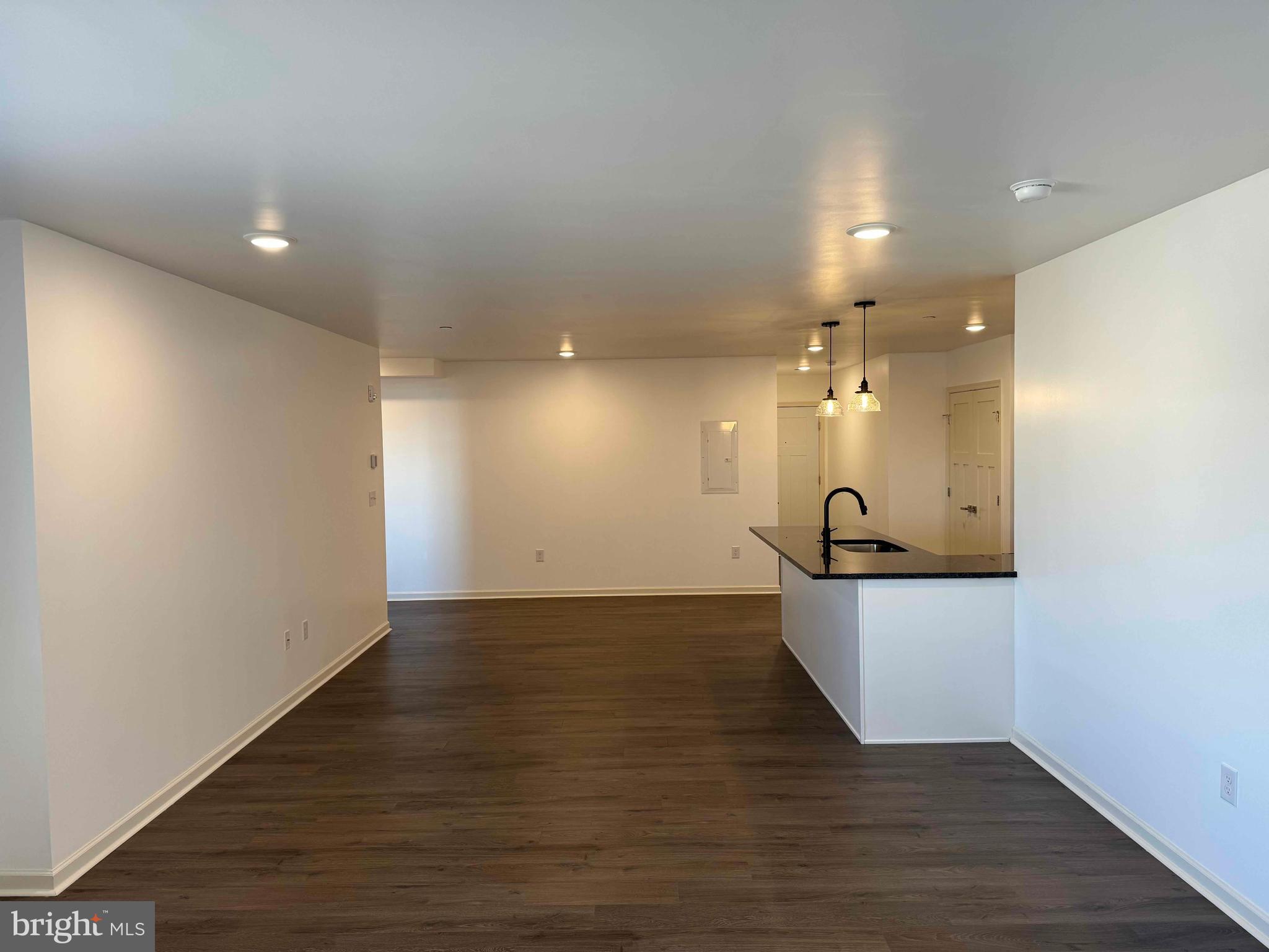 6618 Ridge Avenue, Unit 406 Philadelphia, PA 19128 - Photo 5 of 9