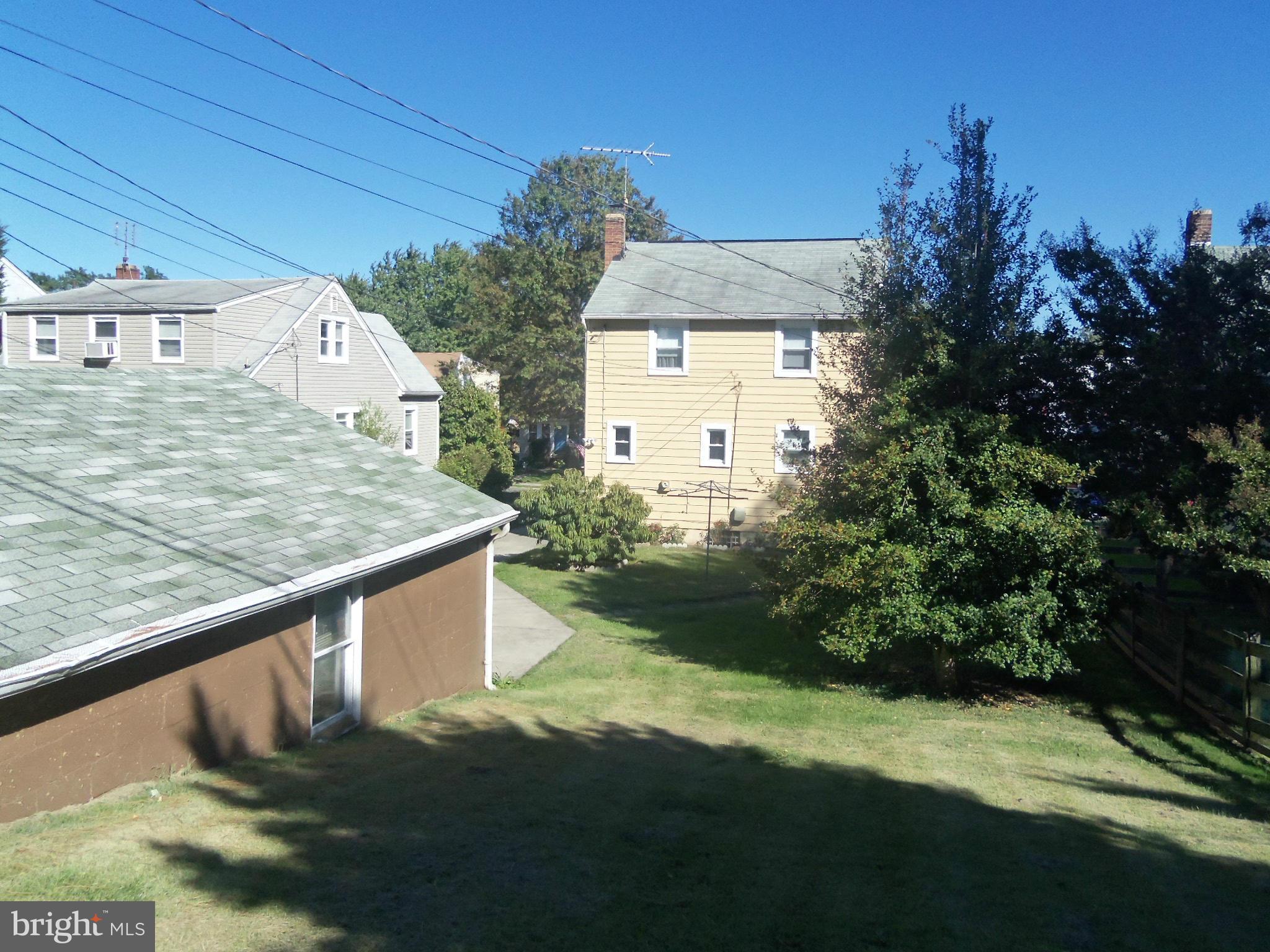 5574 Ashbourne Road Baltimore, MD 21227 - Photo 27 of 29 a view of a backyard