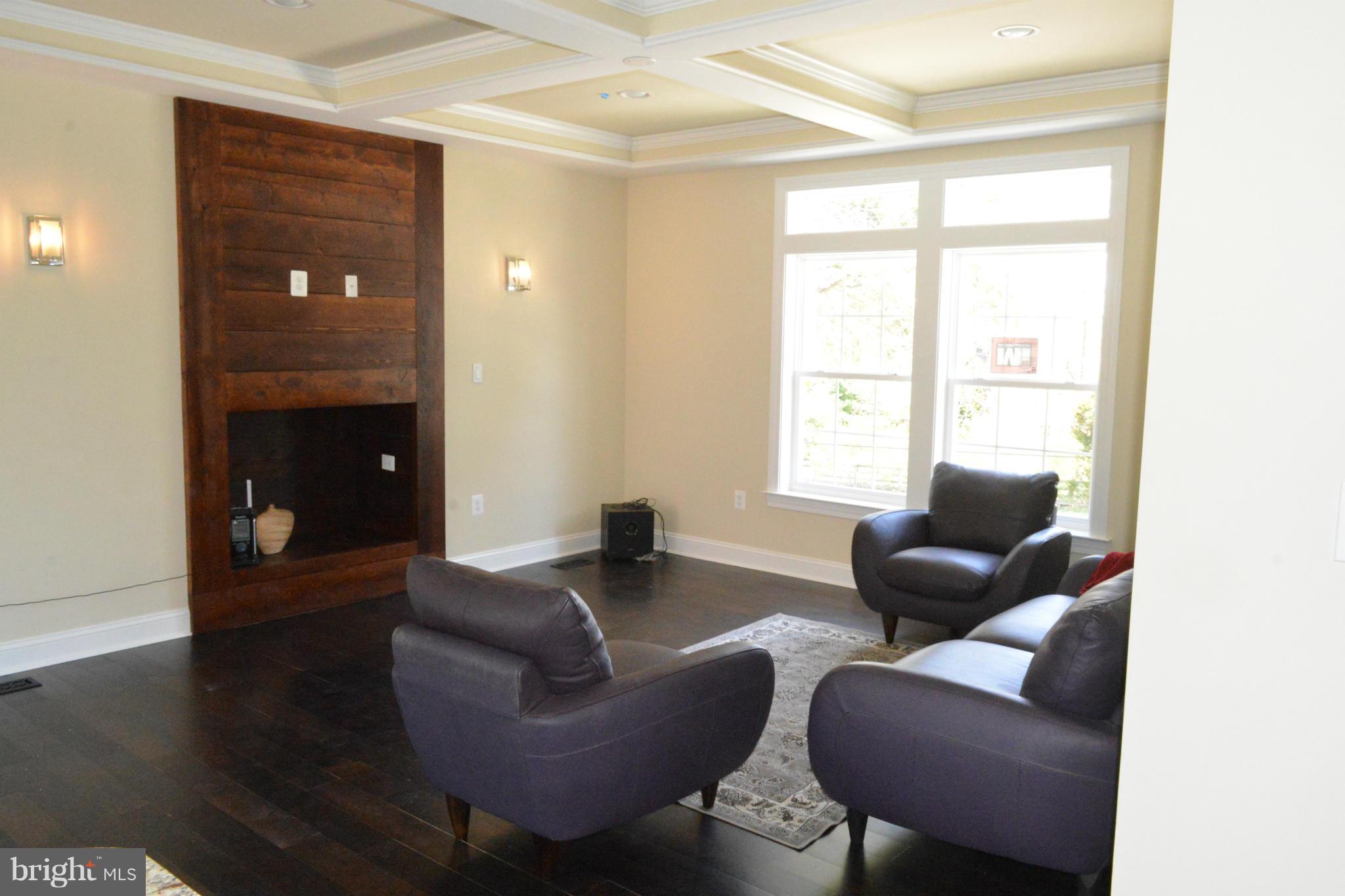18914 Chandlee Mill Road Sandy Spring, MD 20860 - Photo 6 of 30 Family Room