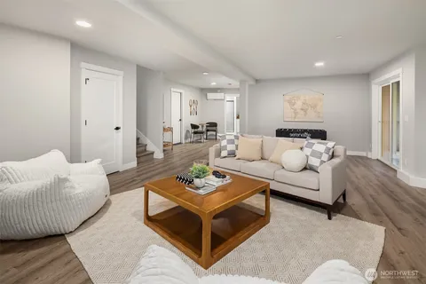 $1,199,500 | 18631 296th Place Northeast, Duvall, WA 98019