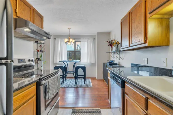 $184,900 | 2615 Glade Drive Southeast, Christiansburg, VA 24073