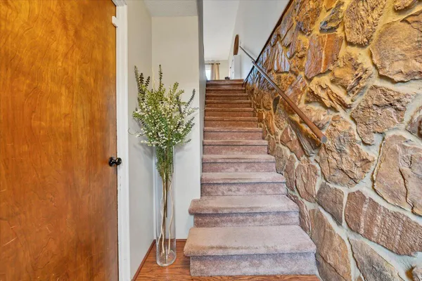 $184,900 | 2615 Glade Drive Southeast, Christiansburg, VA 24073