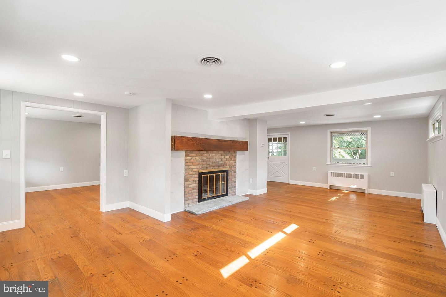 1235 Reiff Road Lansdale, PA 19446 - Photo 3 of 42 Gallery Image 3