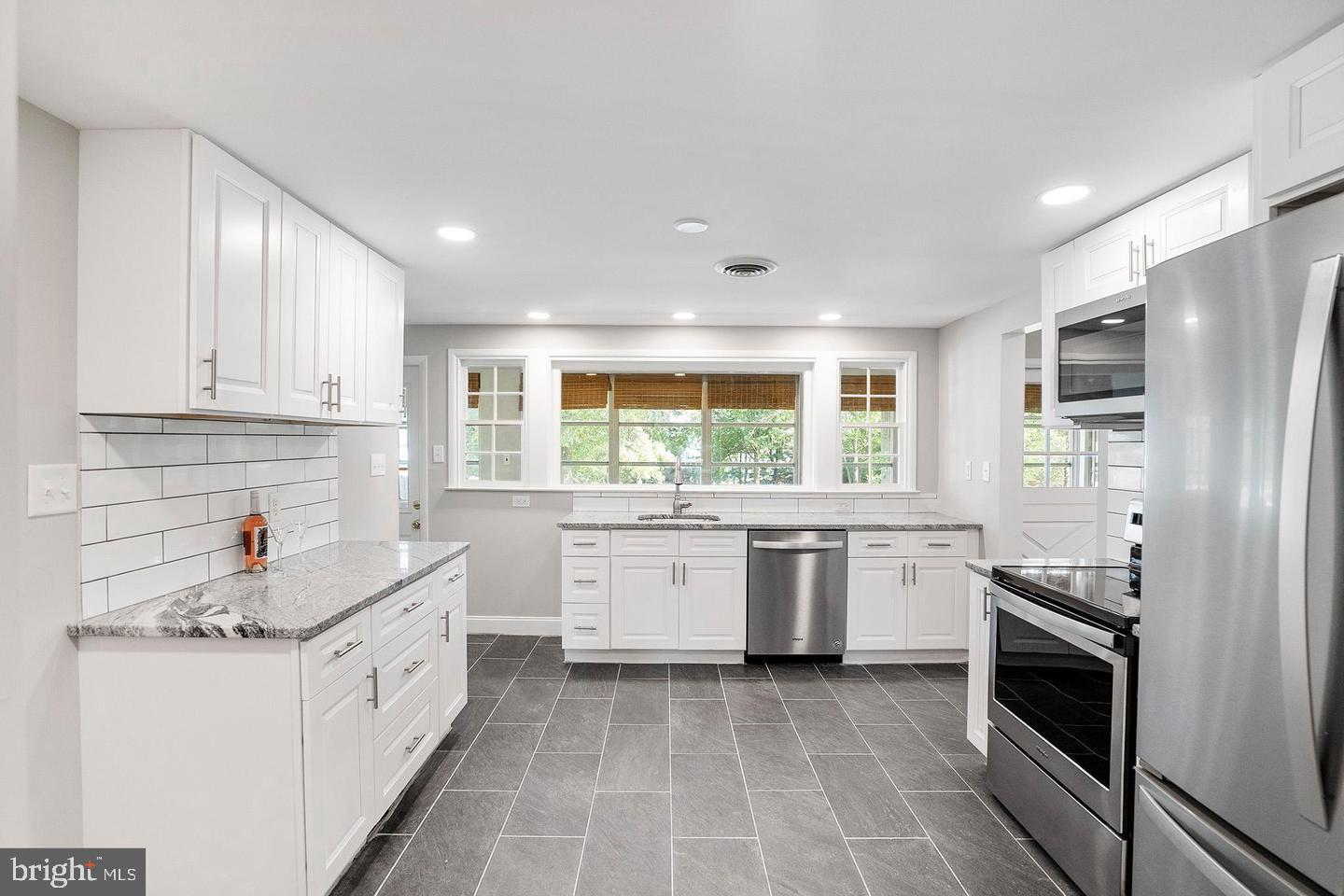 1235 Reiff Road Lansdale, PA 19446 - Photo 10 of 42 Gallery Image 10