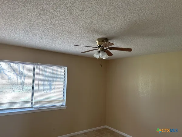 $1,325 | 3313 Sungate Drive, Killeen, TX 76549