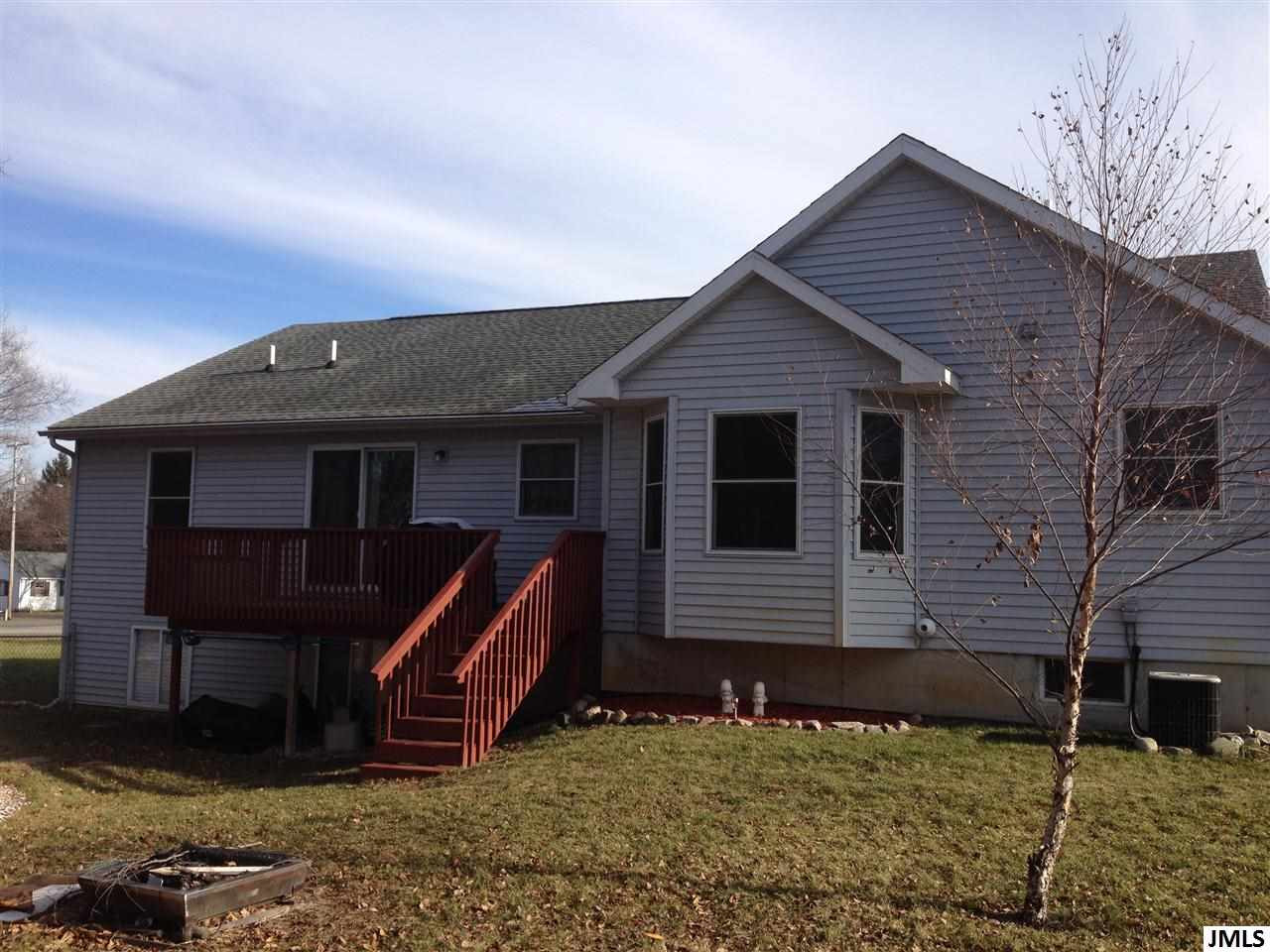 1304 Catsyl Road, Unit 2 Jackson, MI 49203 - Photo 2 of 18 Photo 2