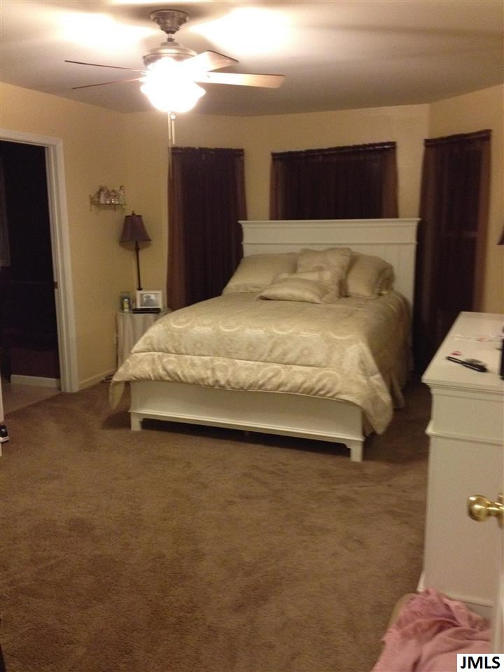 1304 Catsyl Road, Unit 2 Jackson, MI 49203 - Photo 9 of 18 Photo 9