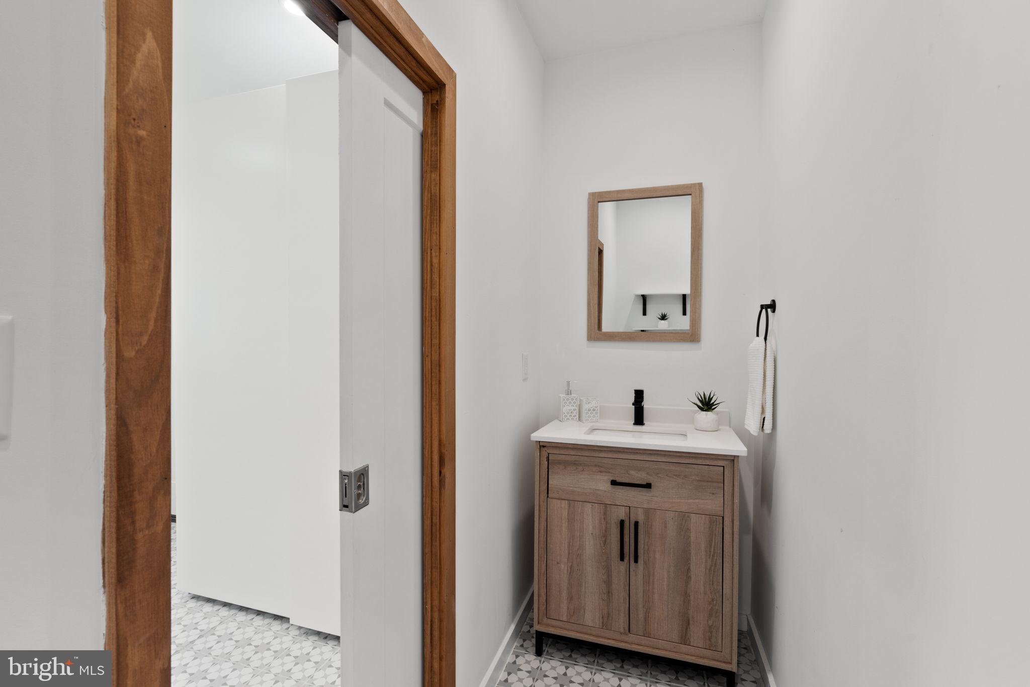 1615 South 10th Street Philadelphia, PA 19148 - Photo 13 of 41