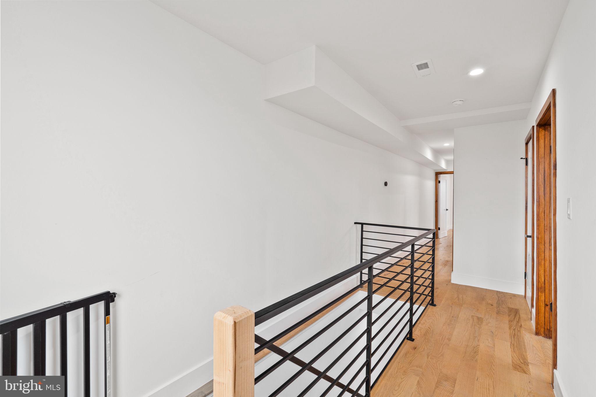 1615 South 10th Street Philadelphia, PA 19148 - Photo 18 of 41