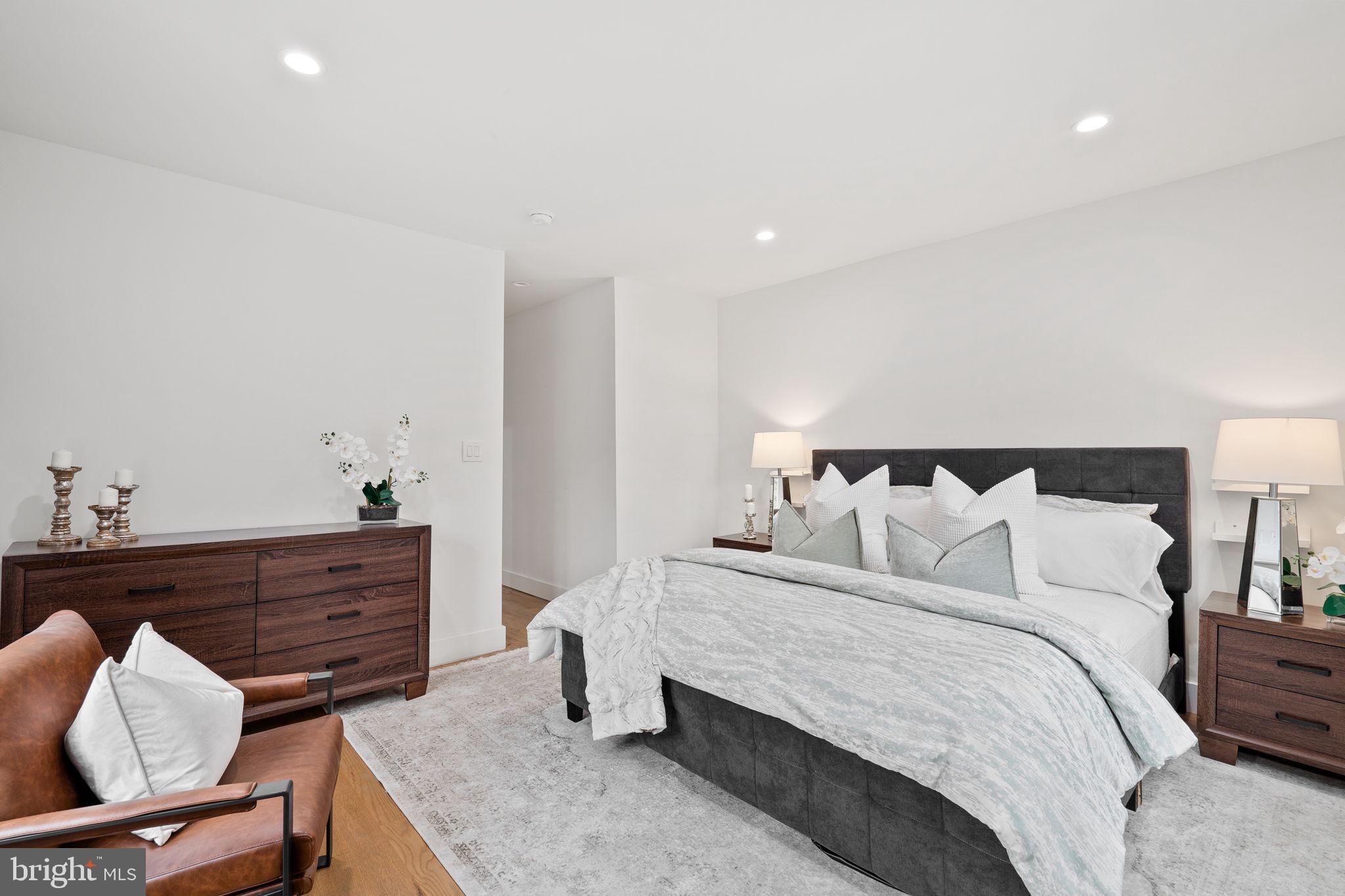 1615 South 10th Street Philadelphia, PA 19148 - Photo 20 of 41