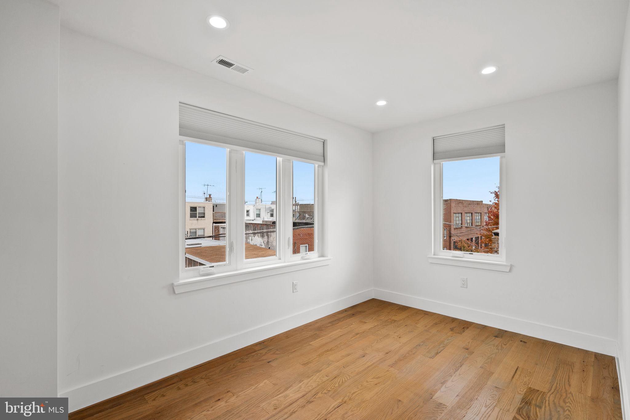 1615 South 10th Street Philadelphia, PA 19148 - Photo 31 of 41