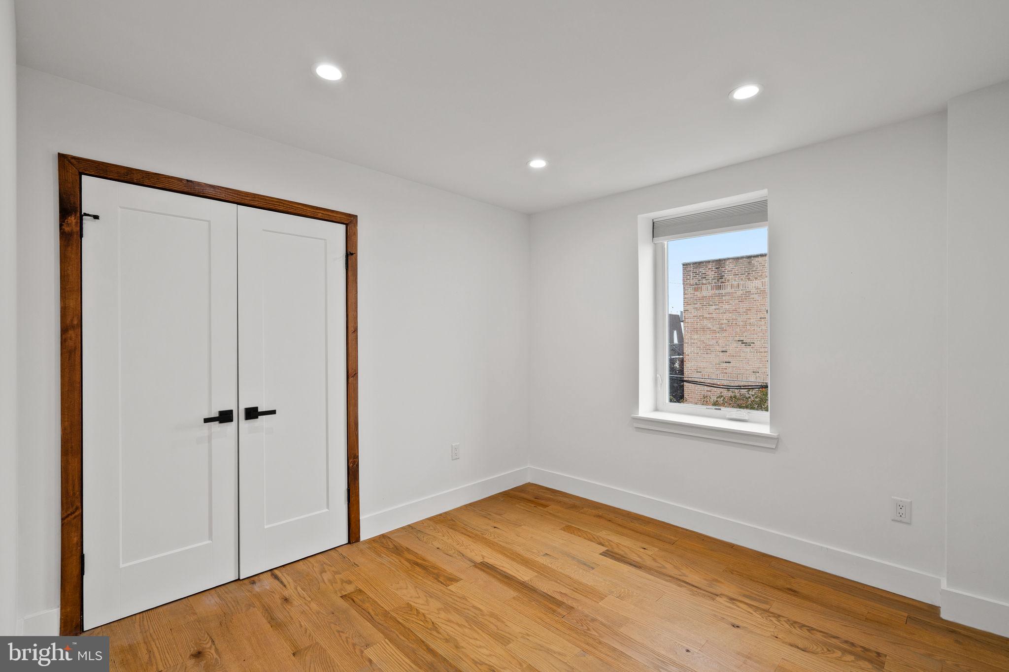 1615 South 10th Street Philadelphia, PA 19148 - Photo 35 of 41