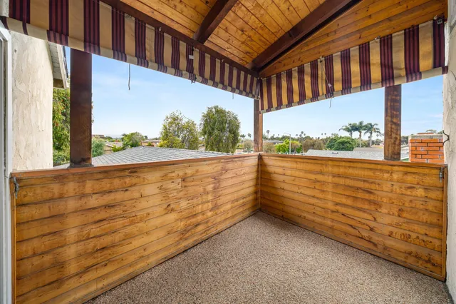 a view of outdoor space with city view