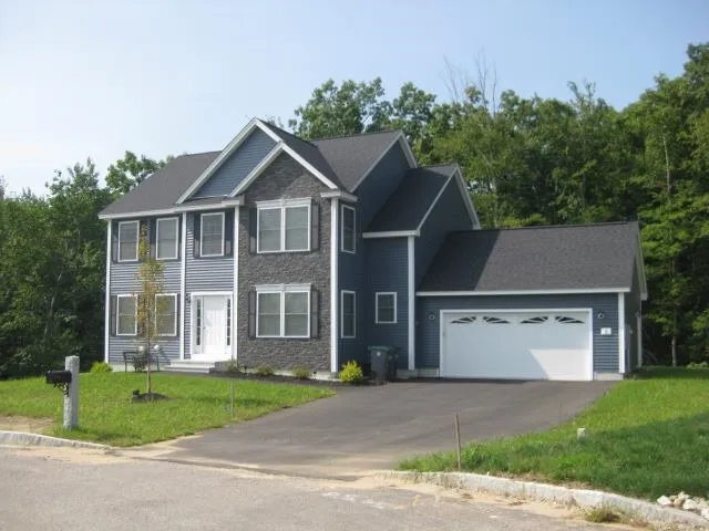 $4,000 | 5 Alumni Drive, Exeter, NH 03833