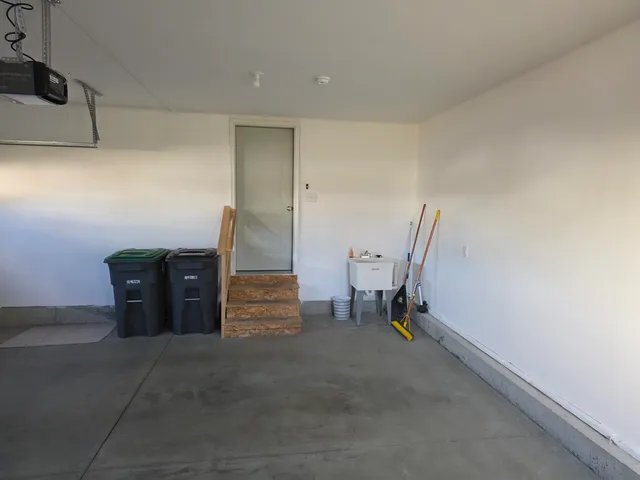 $4,000 | 5 Alumni Drive, Exeter, NH 03833