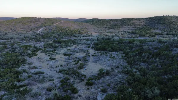 $1,100,000 | 1111 Mesa Verde Drive, Sabinal, TX 78881