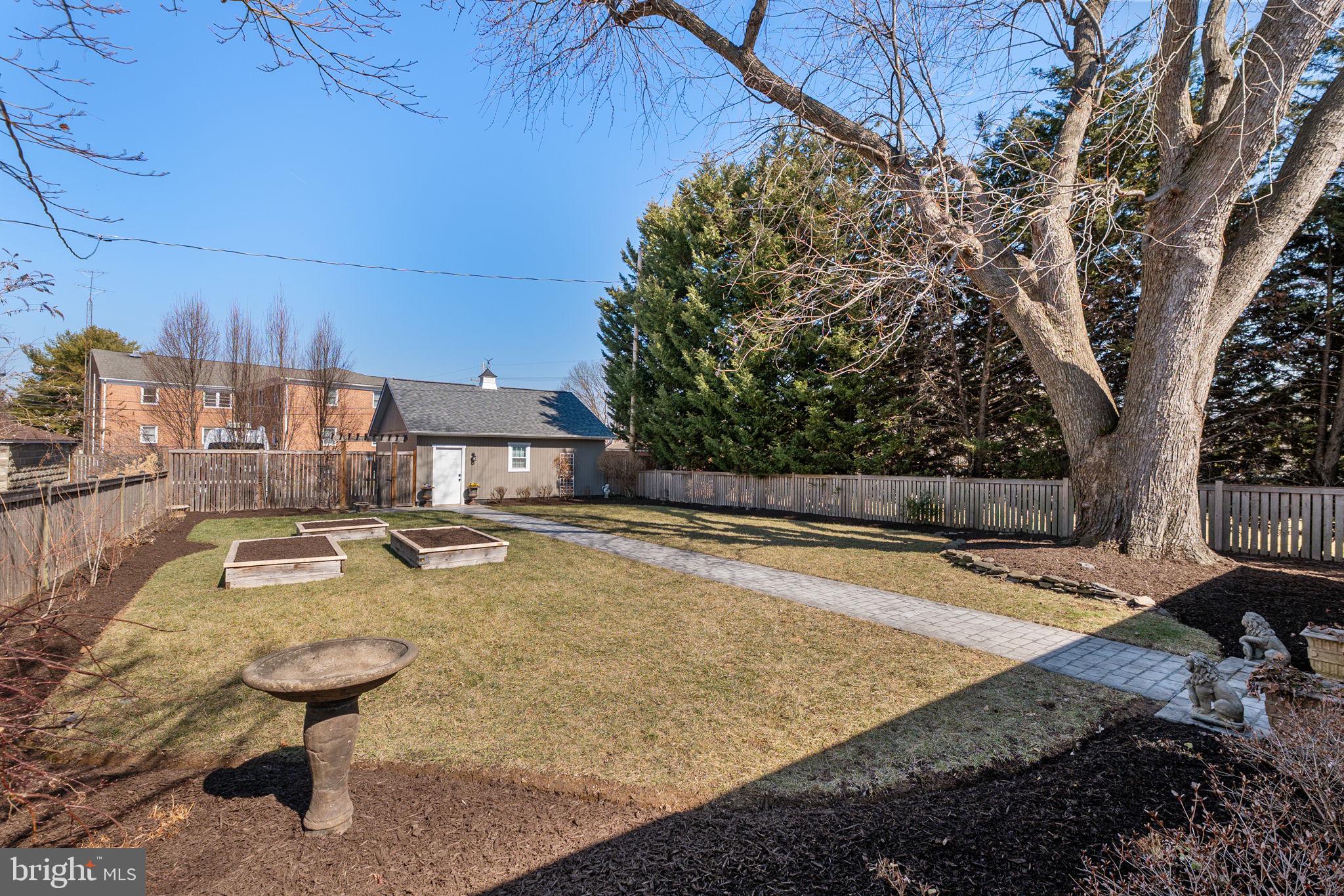 11 East 14th Street Frederick, MD 21701 - Photo 64 of 94 pro landscape
