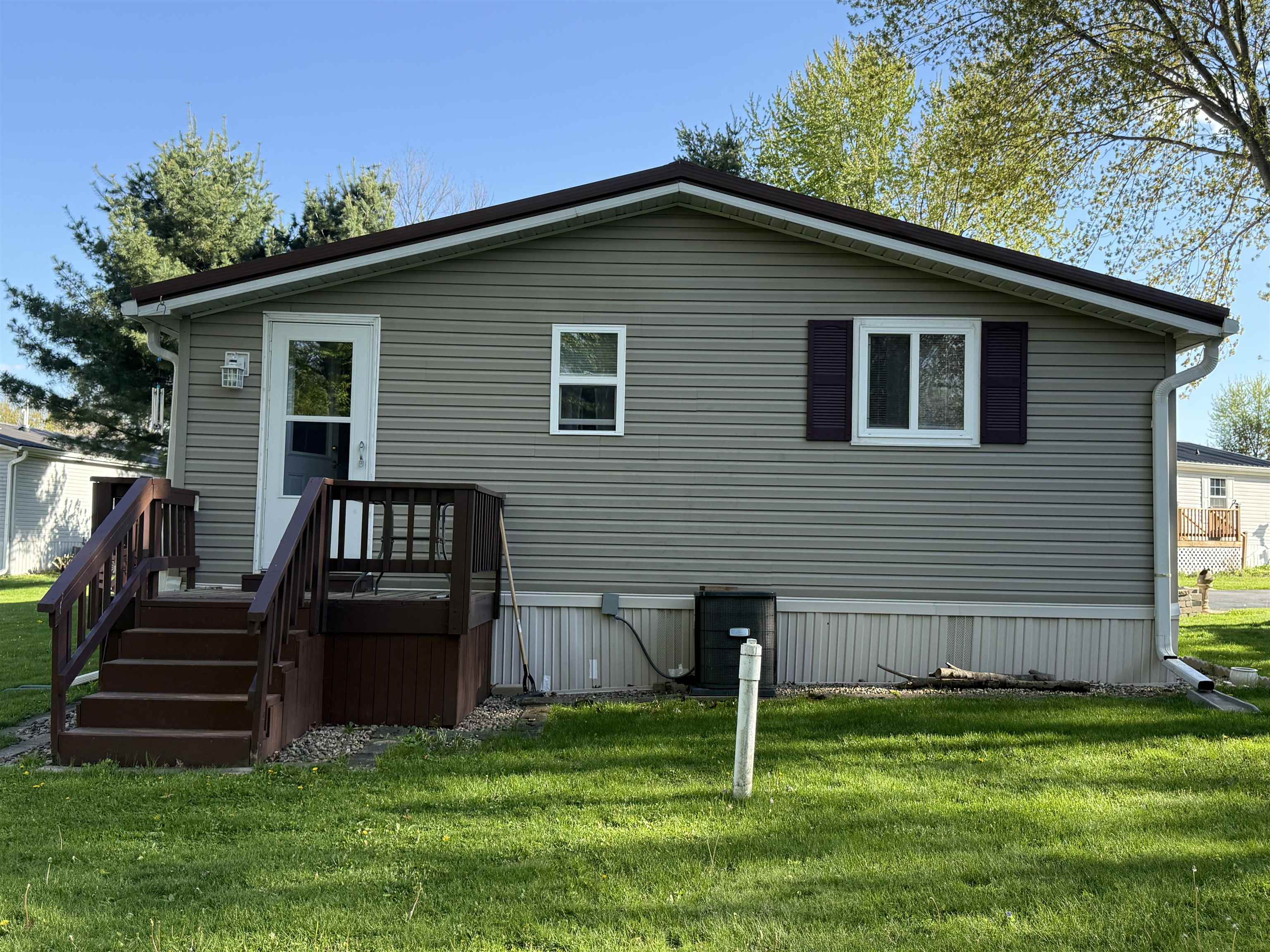 194 Hunters Baraboo, WI 53913 - Photo 32 of 33