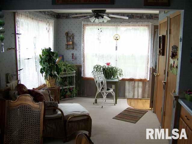 5816 Telegraph Road Davenport, IA 52804 - Photo 4 of 9 Gallery Image 4