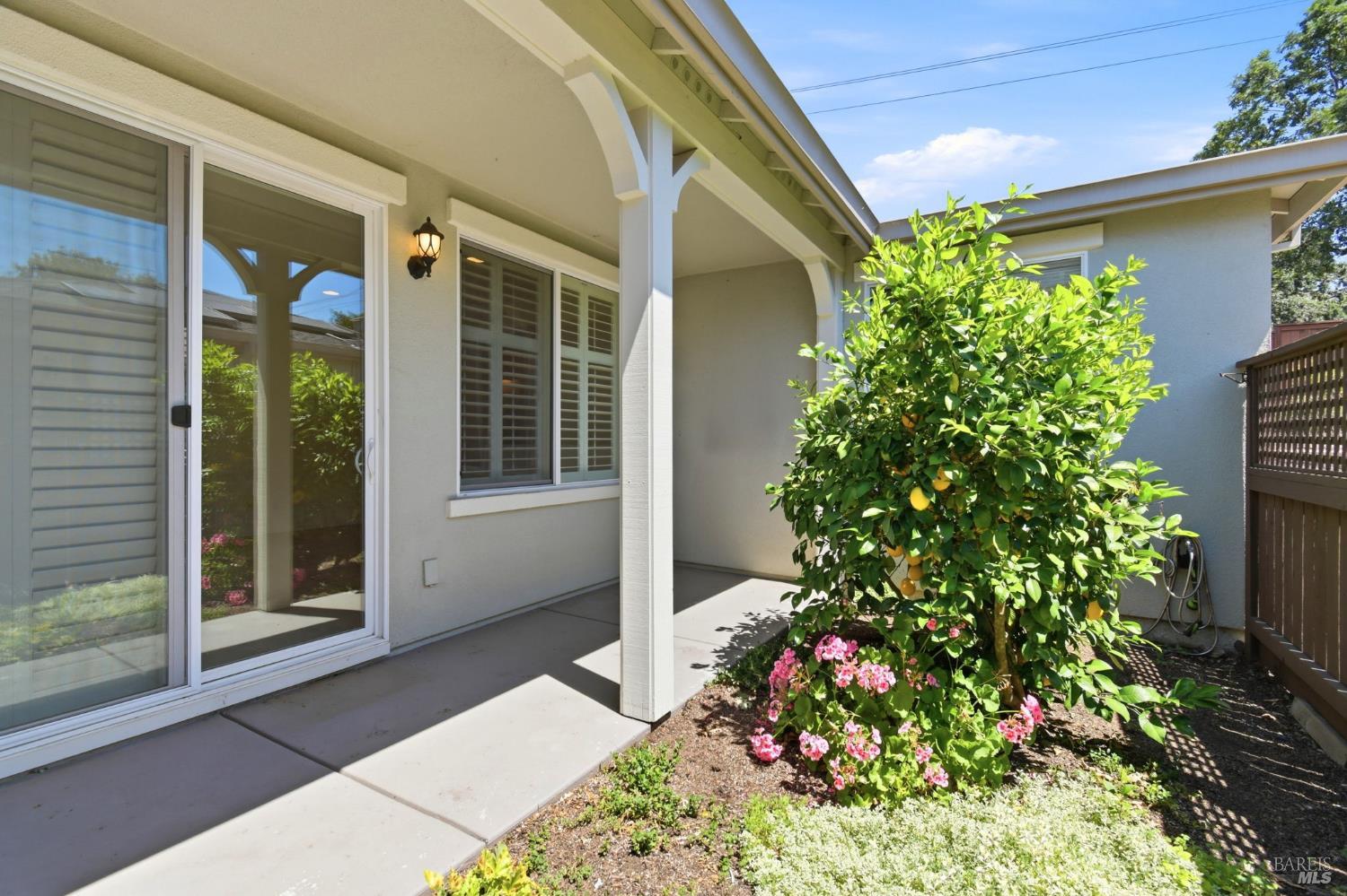 9353 Oak Trail Circle Santa Rosa, CA 95409 - Photo 4 of 20