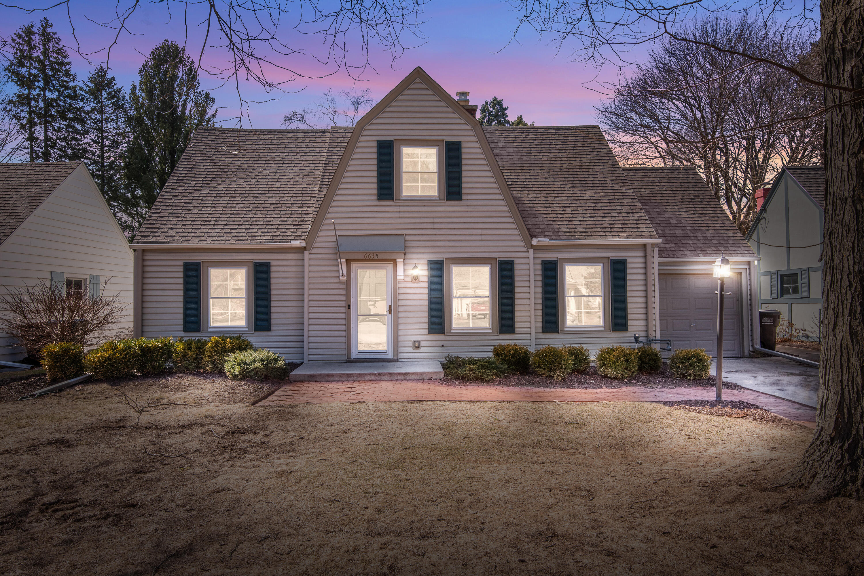 6635 North Elm Tree Road Glendale, WI 53217 - Photo 1 of 1 6635 North Elm Tree Road-40