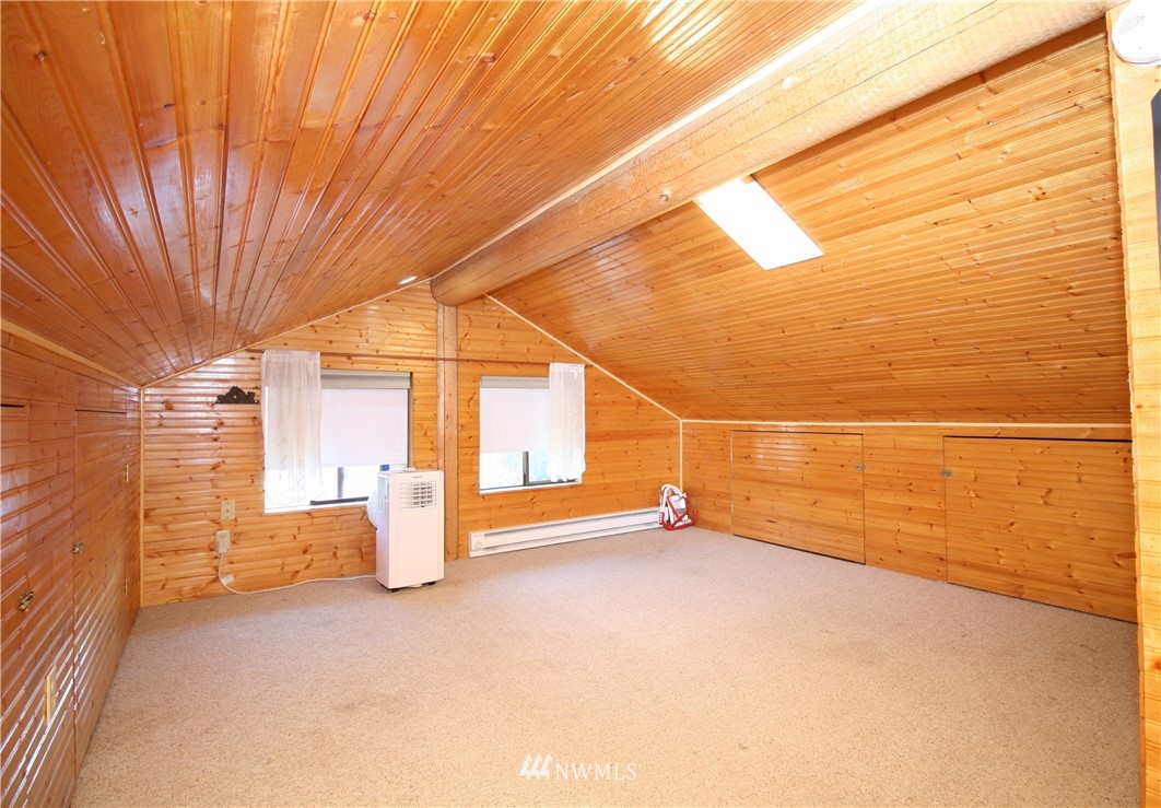 1304 Radio Road Ellensburg, WA 98926 - Photo 19 of 26 a view of a room with gym equipment