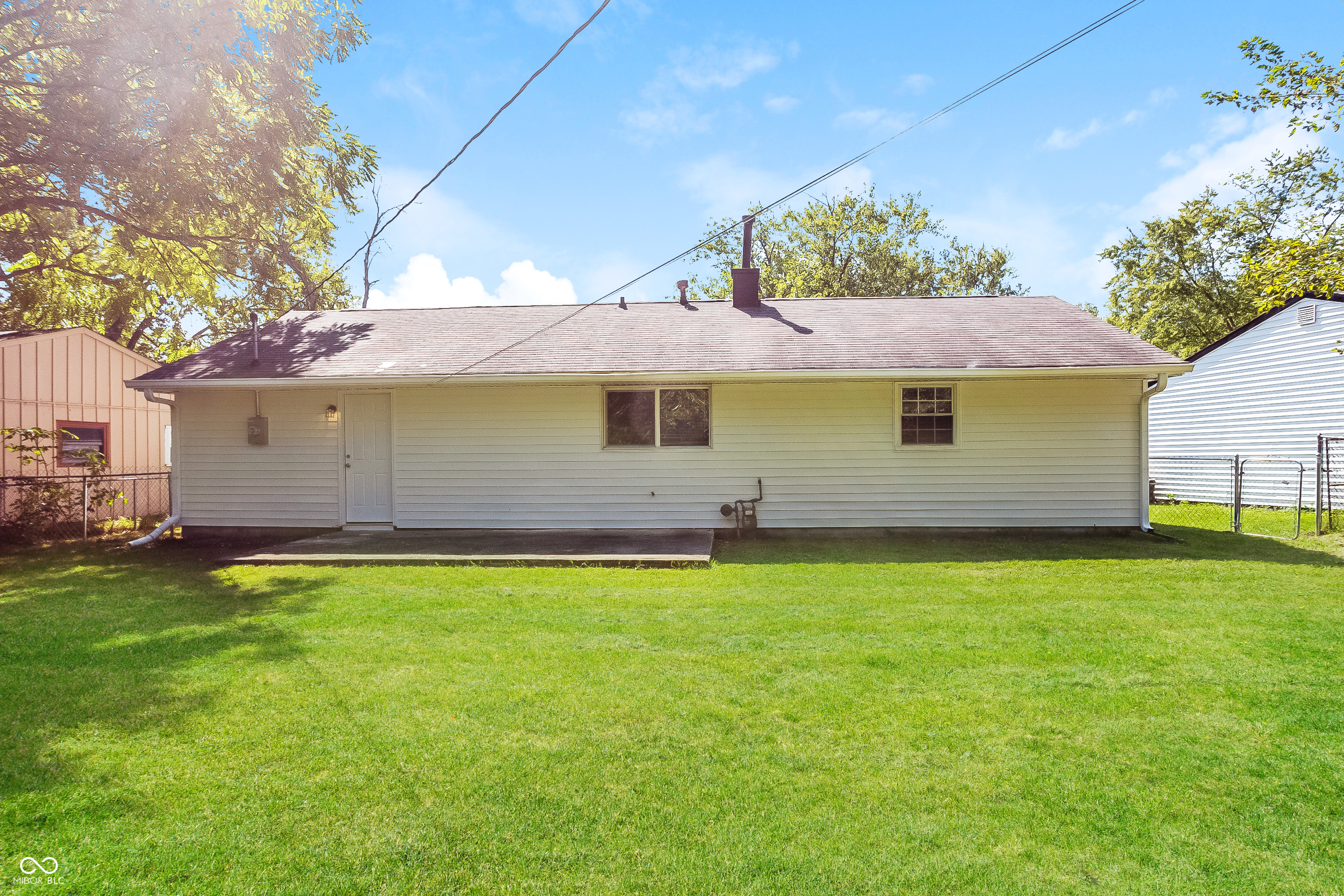 9920 Montery Road Indianapolis, IN 46235 - Photo 14 of 16