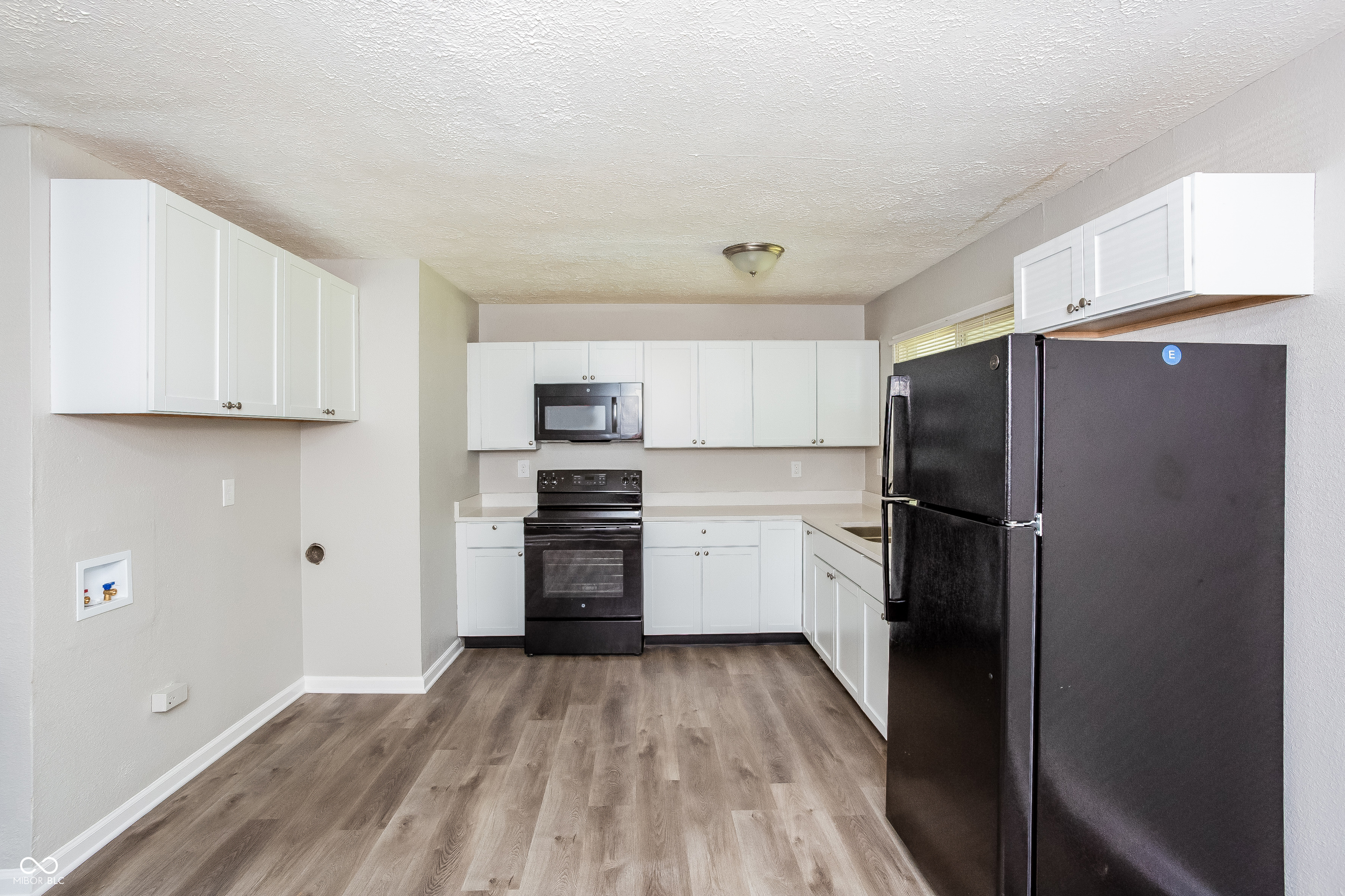 9920 Montery Road Indianapolis, IN 46235 - Photo 5 of 16