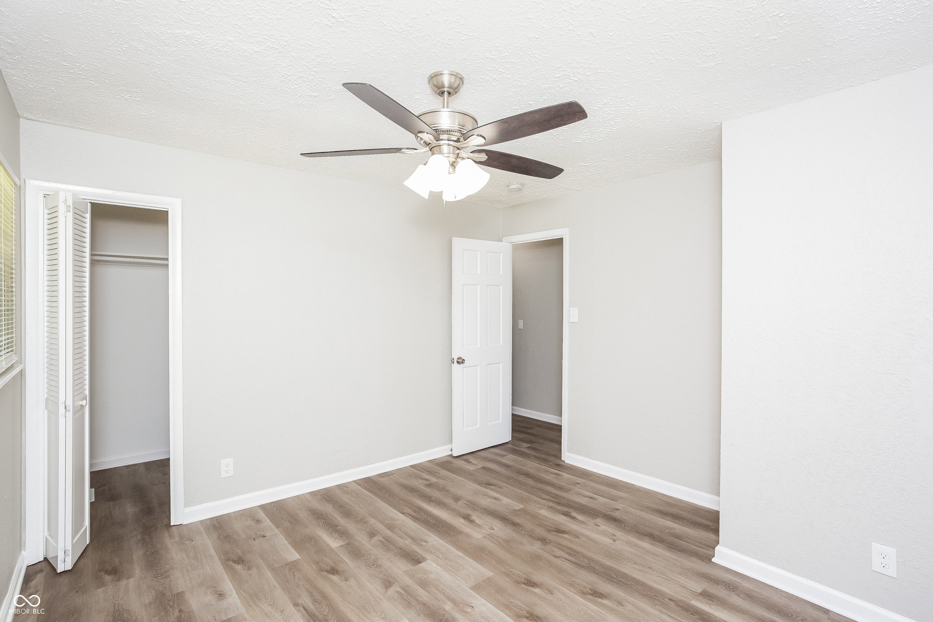 9920 Montery Road Indianapolis, IN 46235 - Photo 6 of 16