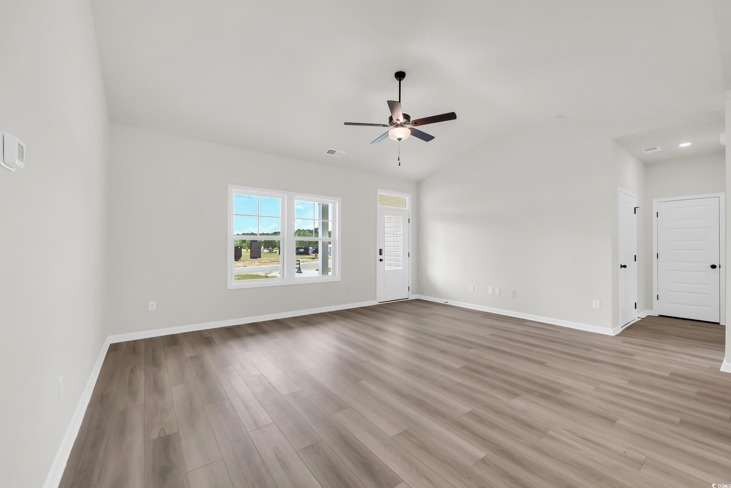 512 Briarfield Loop Conway, SC 29527 - Photo 9 of 36