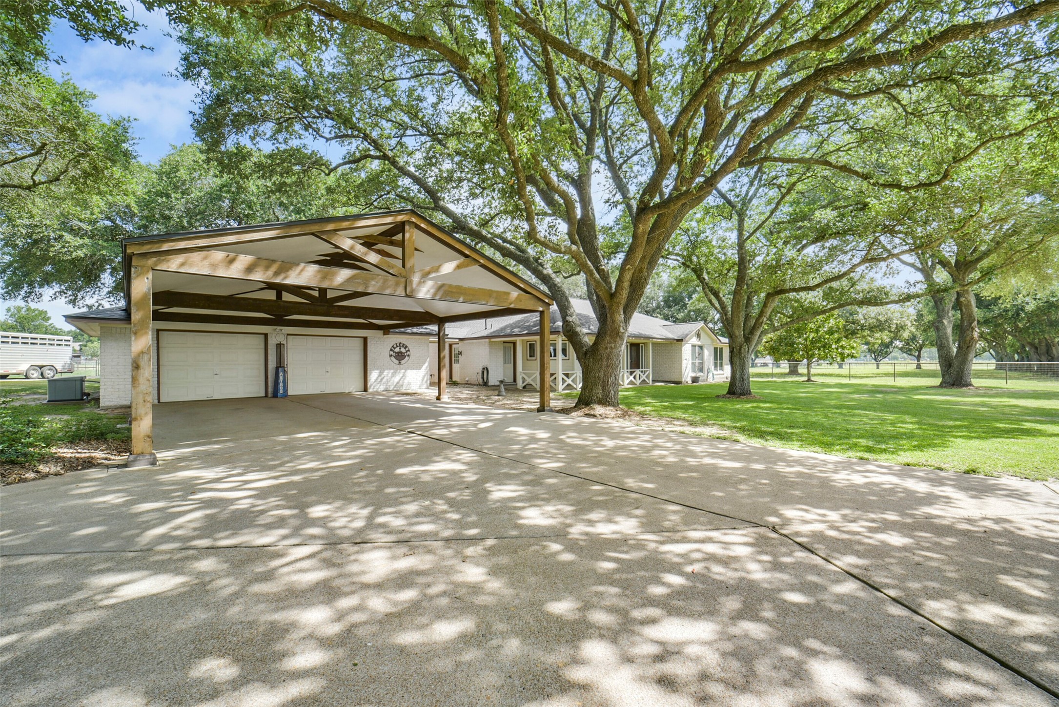 29103 Quail Nest Road Hockley, TX 77447 - Photo 44 of 49 Oversized 2 car garage with portecache