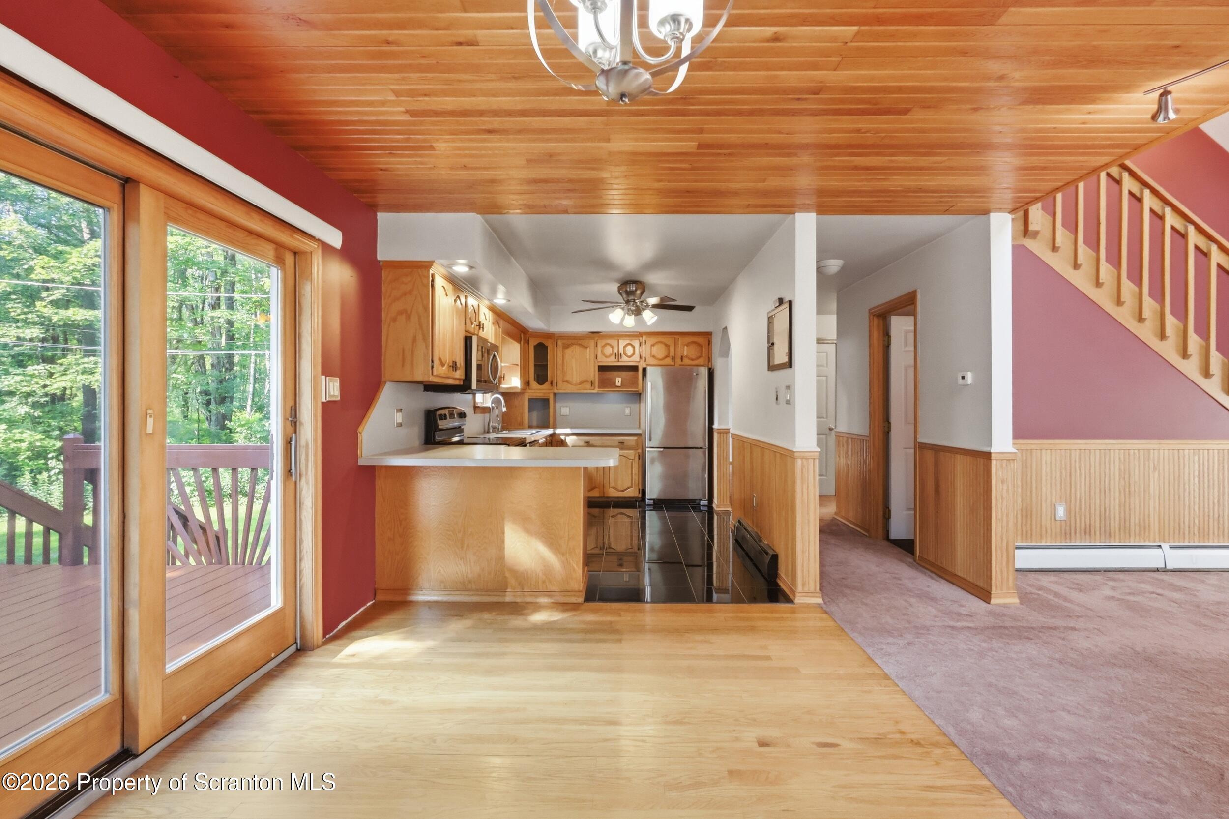 140 Sunset Street Carbondale, PA 18407 - Photo 13 of 46 140 sunset12