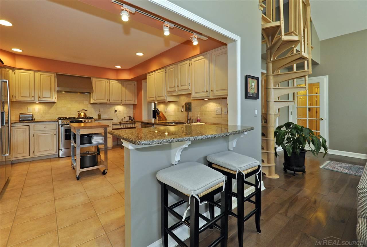 483 Shoreham Road Grosse Pointe Woods, MI 48236 - Photo 20 of 44