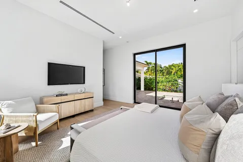 $2,975,000 | 213 Northeast 9th Street, Delray Beach, FL 33444