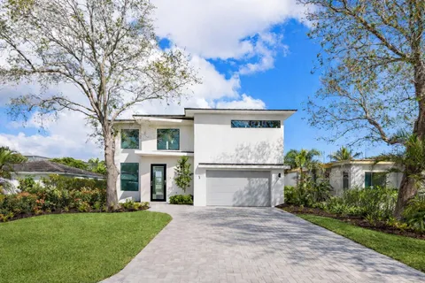 $3,224,850 | 213 Northeast 9th Street, Delray Beach, FL 33444