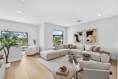 $2,975,000 | 213 Northeast 9th Street, Delray Beach, FL 33444