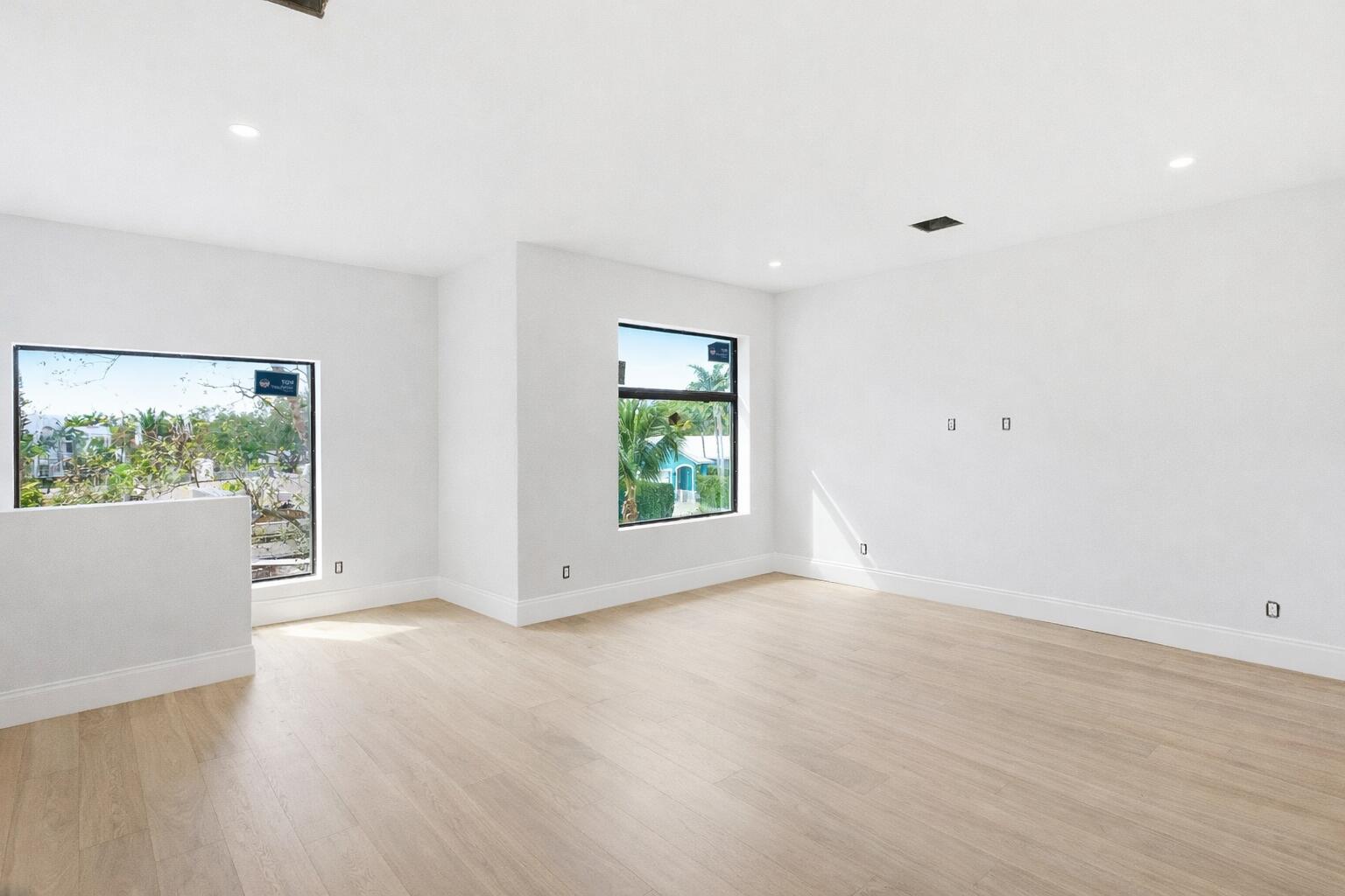 213 Northeast 9th Street Delray Beach, FL 33444 - Photo 7 of 18 upstairs Loft