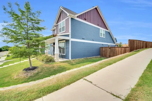 a front view of house with yard