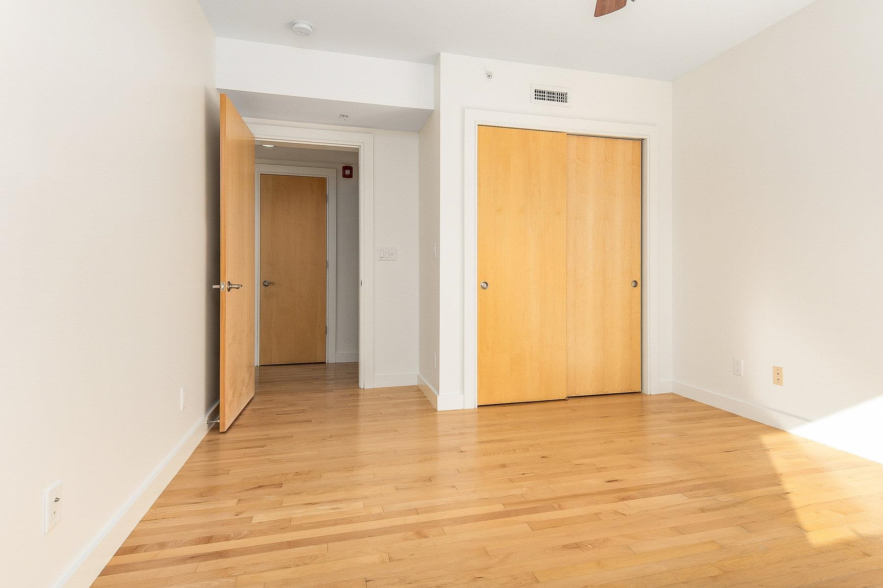 677 Dennett Street, Unit 1 Portsmouth, NH 03801 - Photo 15 of 27