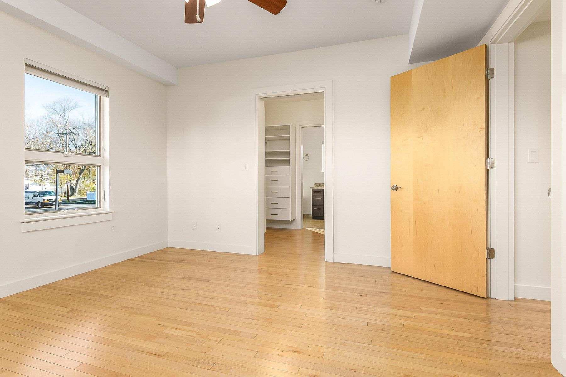 677 Dennett Street, Unit 1 Portsmouth, NH 03801 - Photo 17 of 27