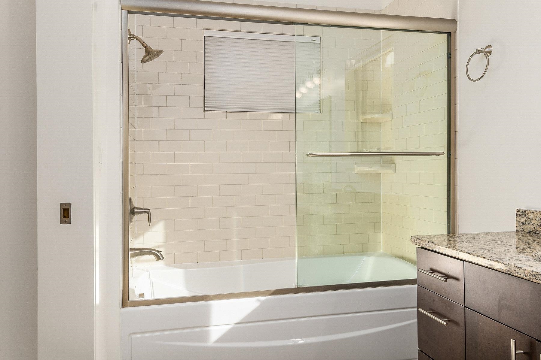 677 Dennett Street, Unit 1 Portsmouth, NH 03801 - Photo 19 of 27