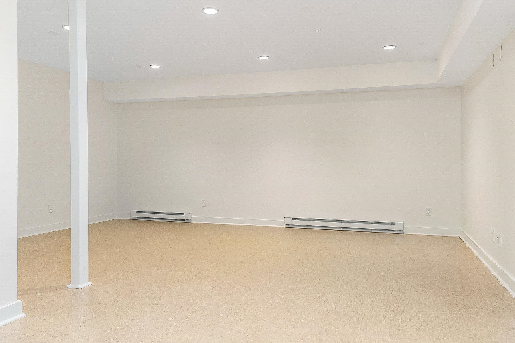 677 Dennett Street, Unit 1 Portsmouth, NH 03801 - Photo 24 of 27