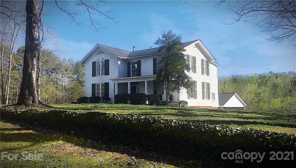 2070 Southside Road Lincolnton, NC 28092 - Photo 1 of 38 Gallery Image 1