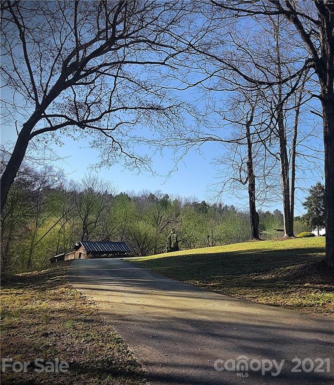 2070 Southside Road Lincolnton, NC 28092 - Photo 3 of 38 Gallery Image 3