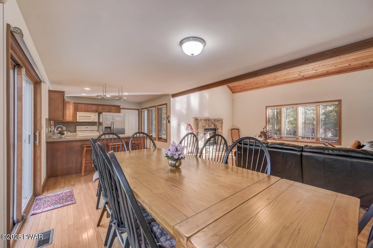 2124 Oaktree Lane Bushkill, PA 18324 - Photo 19 of 53